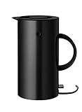 Stelton Wasserkocher EM77 - Elektrischer Kocher, Wasserkessel im skandinavischen Design- Schnell kochend, niedriger Energieverbrauch, entnehmbarer Kalkfilter, Sicherheitsschalter - 1,5 Liter, Schwarz