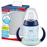 NUK First Choice+ Trinklernflasche Learner Cup Night | 6–18 Monate | 150 ml | Anti-Colic-Ventil | auslaufsichere Trinkschnabel | mit Leuchteffekt | Ergonomische Griffe | BPA-frei | Blau