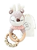 Bunnywelt Babyrassel mit Namen für Mädchen und Jungen ab 0 Monaten - handgemachte Häkelrassel personalisiert für Babys | Geschenk zur Geburt, Geschenk zur Geburt, Taufe, Babyparty (Rassel Reh Mädchen)