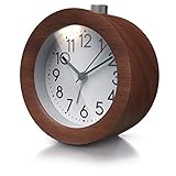 CSL - Wecker analog ohne Ticken – rund - Holz dunkel Nussbaum – Retro Design – beleuchtetes Ziffernblatt mit Licht – lautlos - Reisewecker - Weckton - Snoozetaste Schlummerfunktion – batteriebtrieben