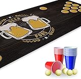 Beer Pong Set I 180 x 60 cm I Spielfeldmatte mit Bierkrug Design I Inkl. 22 Partybechern und 6 Tischtennisbällen I Trinkspiel I Party-Spiele und Geburtstag I Wiederverwendbar und abwischbar I dv_821