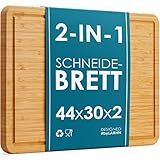 LARHN Klimaneutrales 2-in-1 Schneidebrett Holz und Serviertablett aus Bamboo - Groß - 44 x 30 x 2 cm - Die Perfekte Holzbrett Küche zum Hacken und Servieren