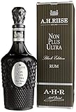 A.H. Riise Non Plus Ultra Black Edition in Geschenkverpackung Dark, (1 x 0.7 l)